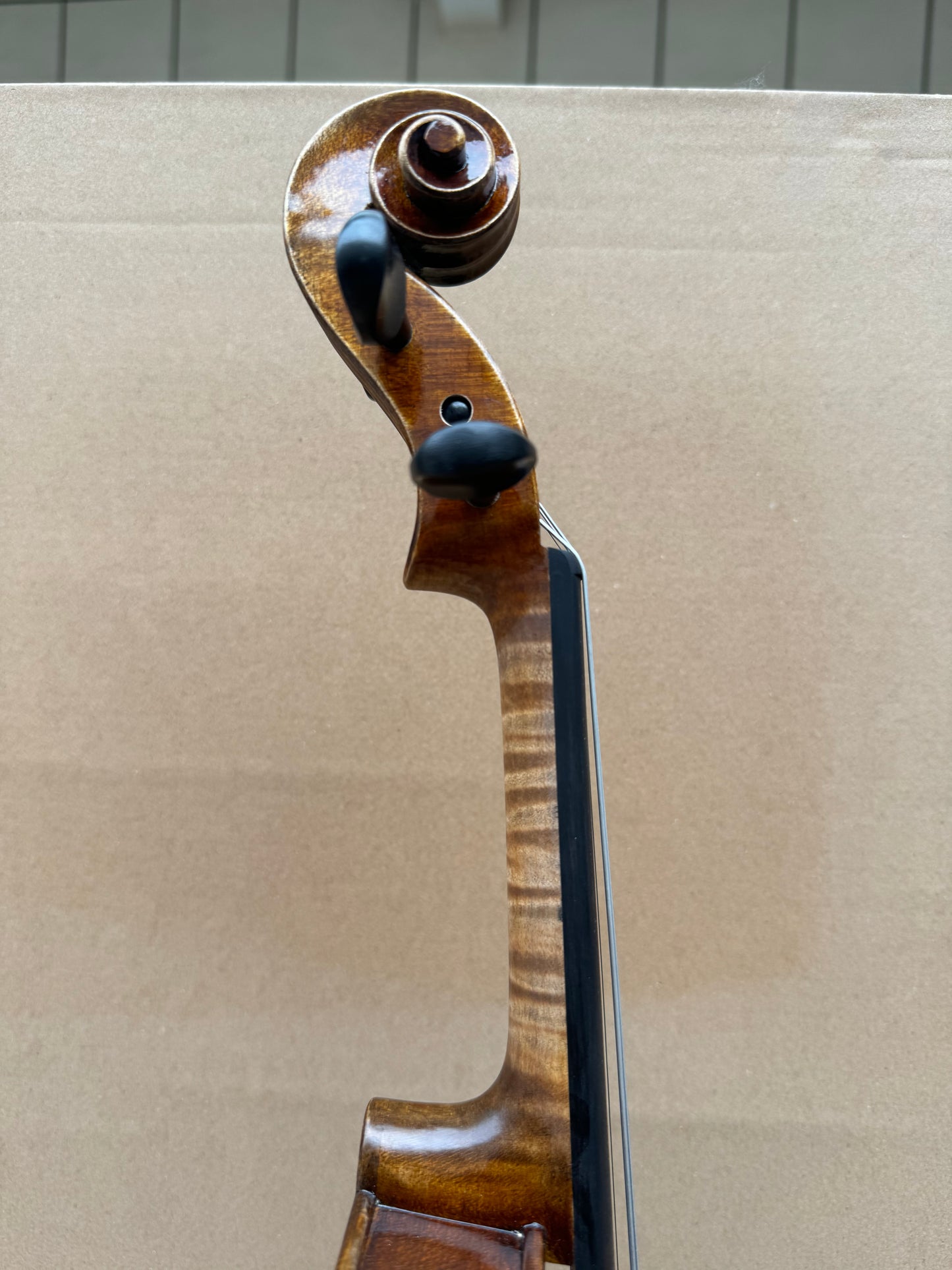 Surpass Musica professional 4/4 handmade violin solid spruce top maple back spirit varnish sweet sound, ready to play