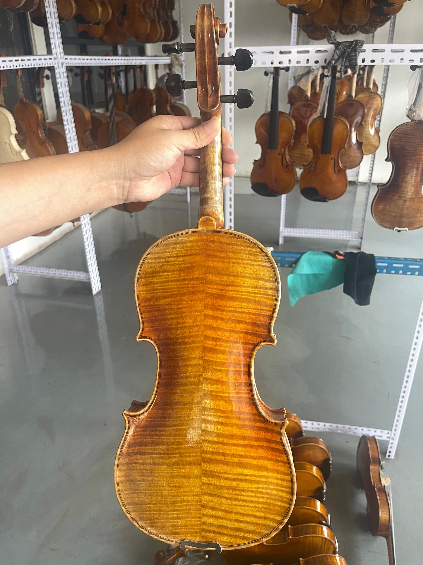 good quality 4/4 handmade violin solid spruce maple bright sound ready to play case
