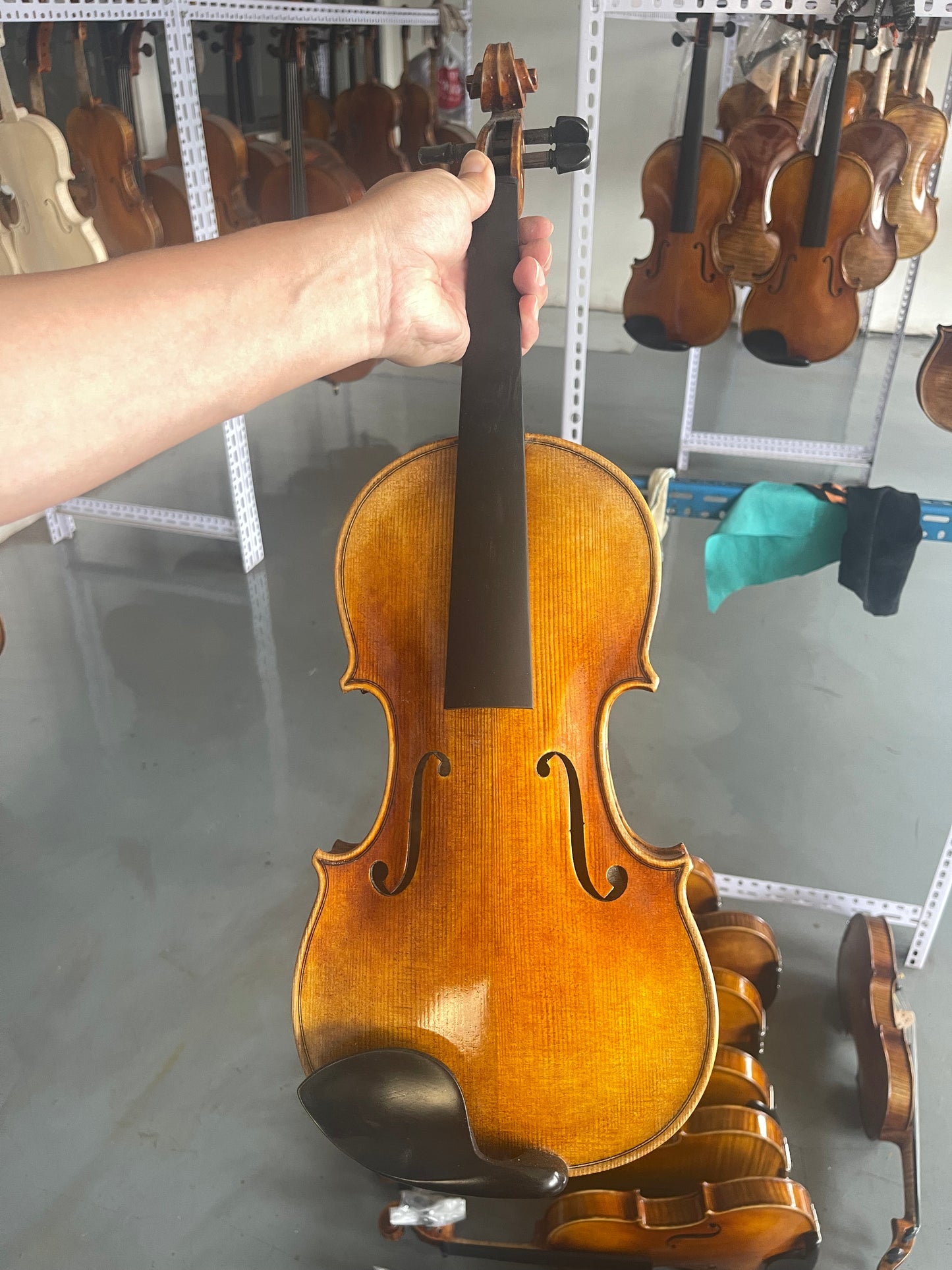 good quality 4/4 handmade violin solid spruce maple bright sound ready to play case