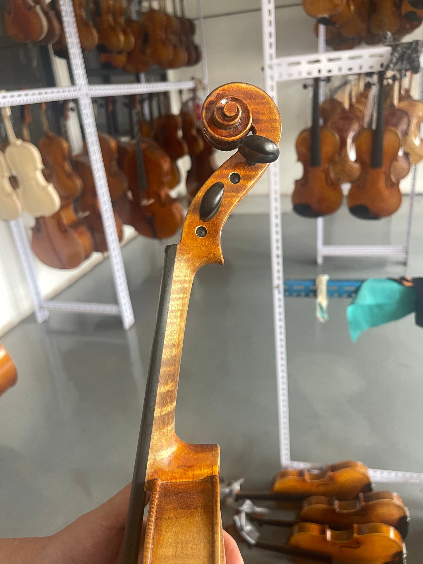 good quality 4/4 handmade violin solid spruce maple bright sound ready to play case