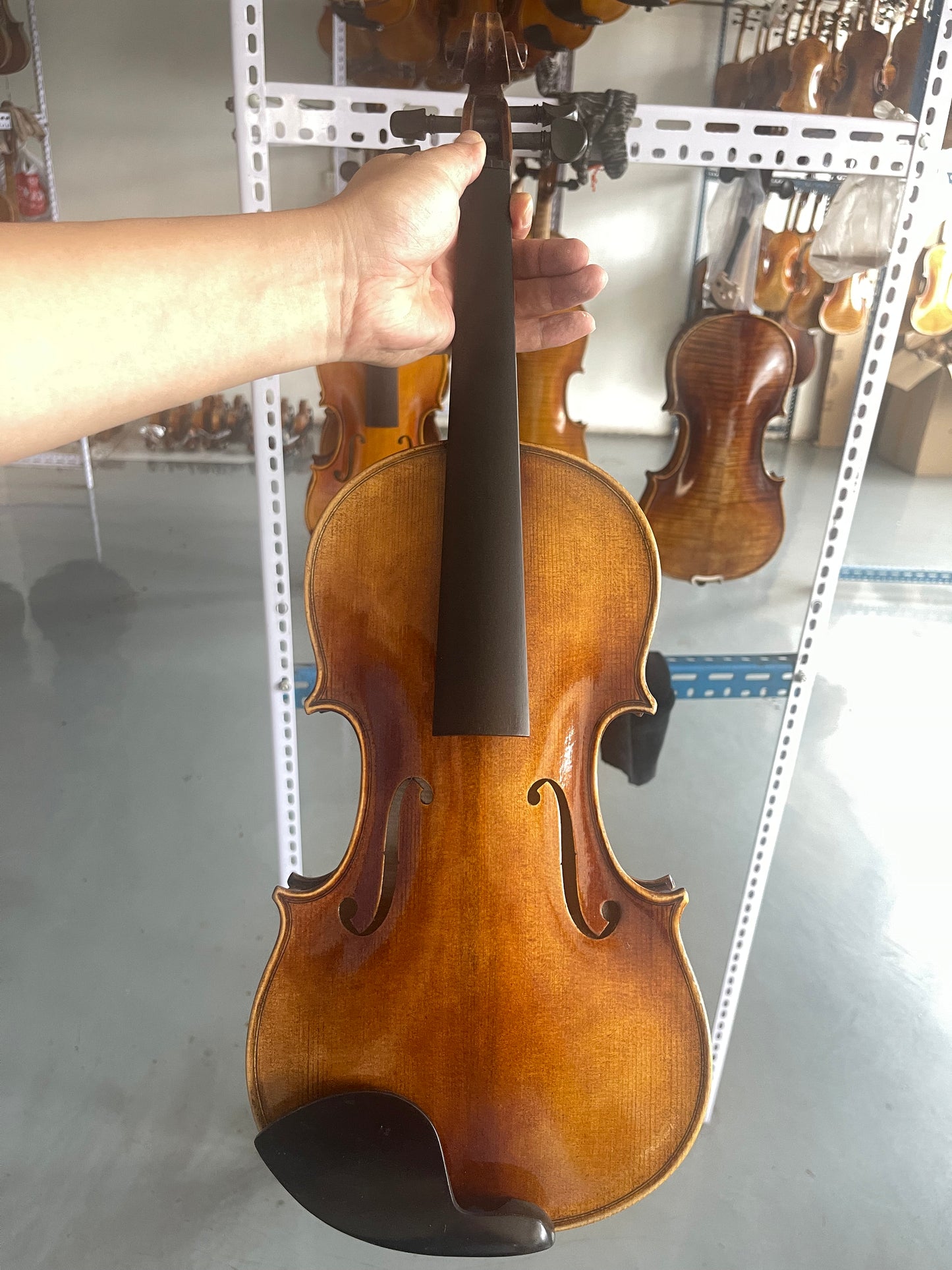 SurpassMusica professional 4/4 violin, solid spruce and maple sweet sound ,ready to play