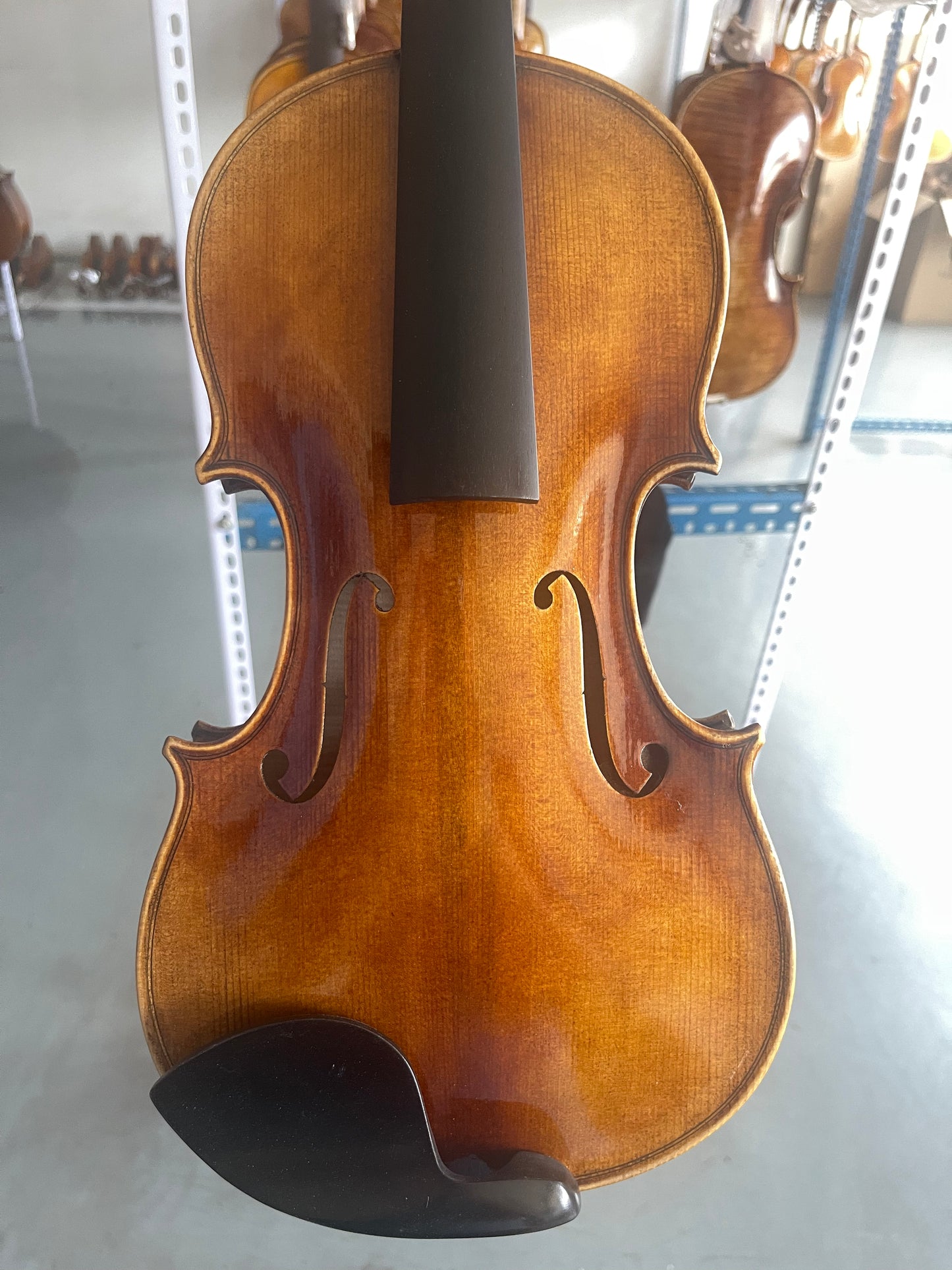 SurpassMusica professional 4/4 violin, solid spruce and maple sweet sound ,ready to play