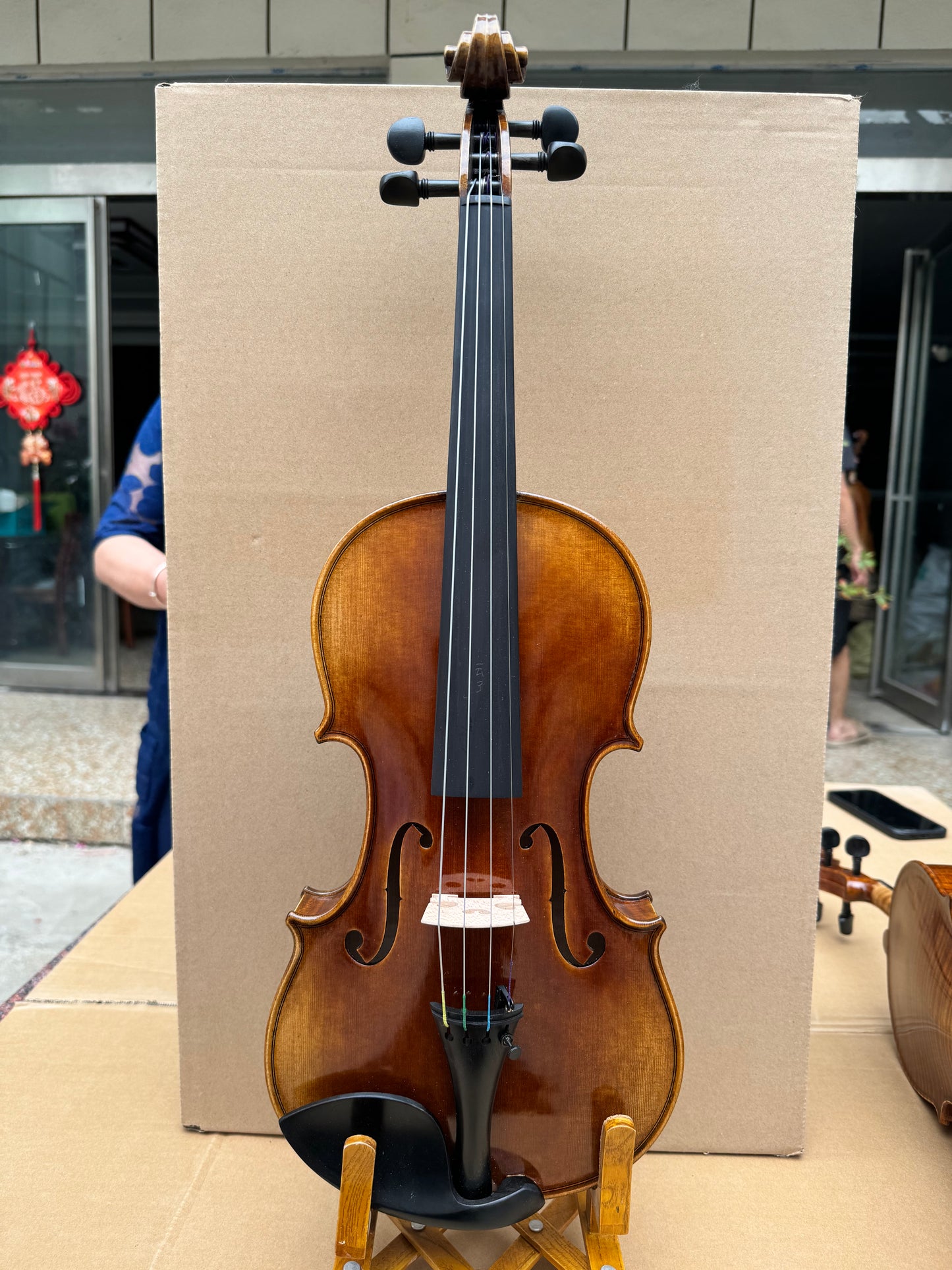 Surpass Musica professional 4/4 handmade violin solid spruce top maple back spirit varnish sweet sound, ready to play