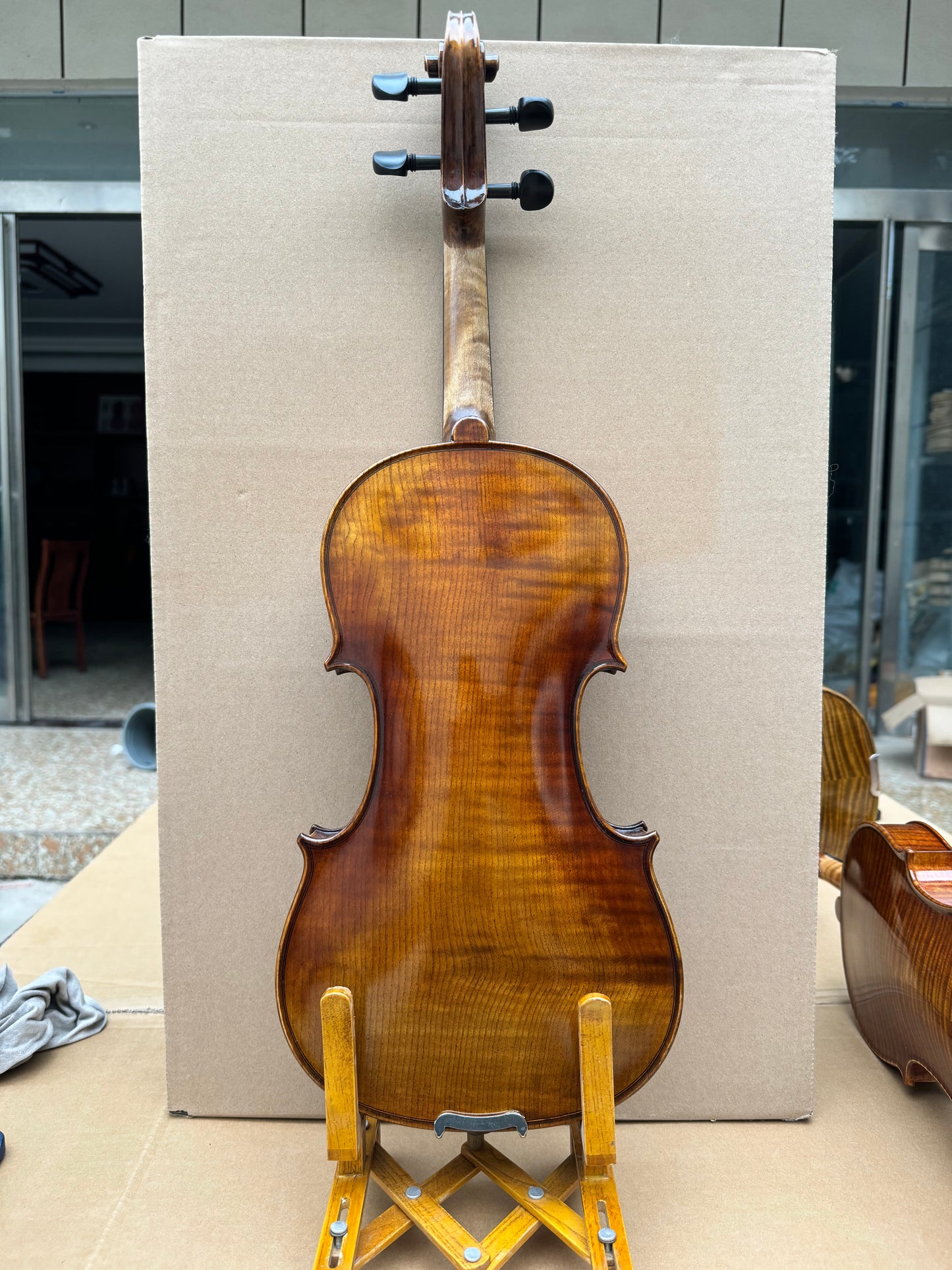 Surpass Musica 4/4 handmade violin solid spruce top maple back spirit varnish sweet sound master carved, ready to play