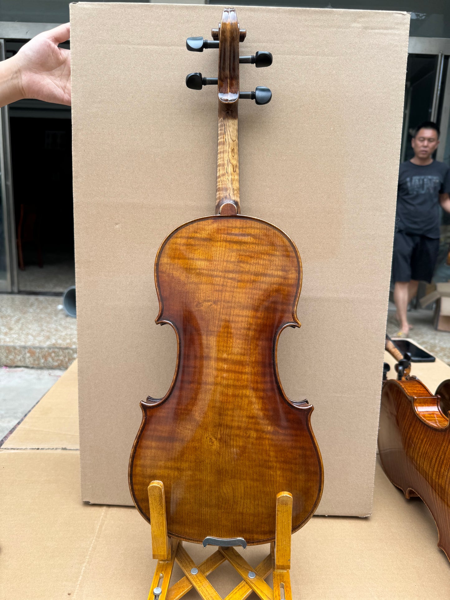 Surpass Musica 4/4 handmade violin solid spruce top maple back spirit varnish sweet sound master carved, ready to pla, ready to play