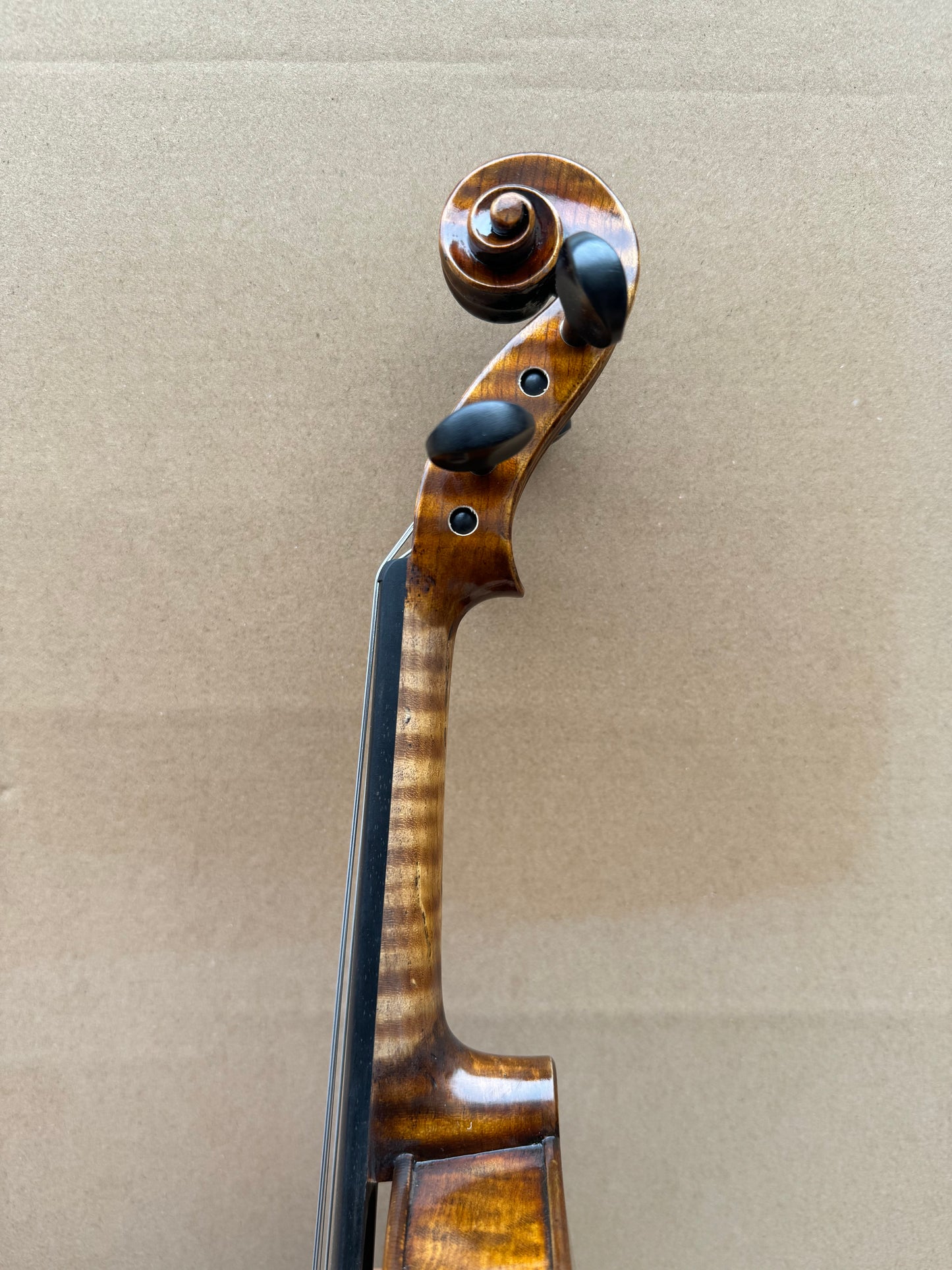 Surpass Musica 4/4 handmade violin solid spruce top maple back spirit varnish sweet sound master carved, ready to pla, ready to play