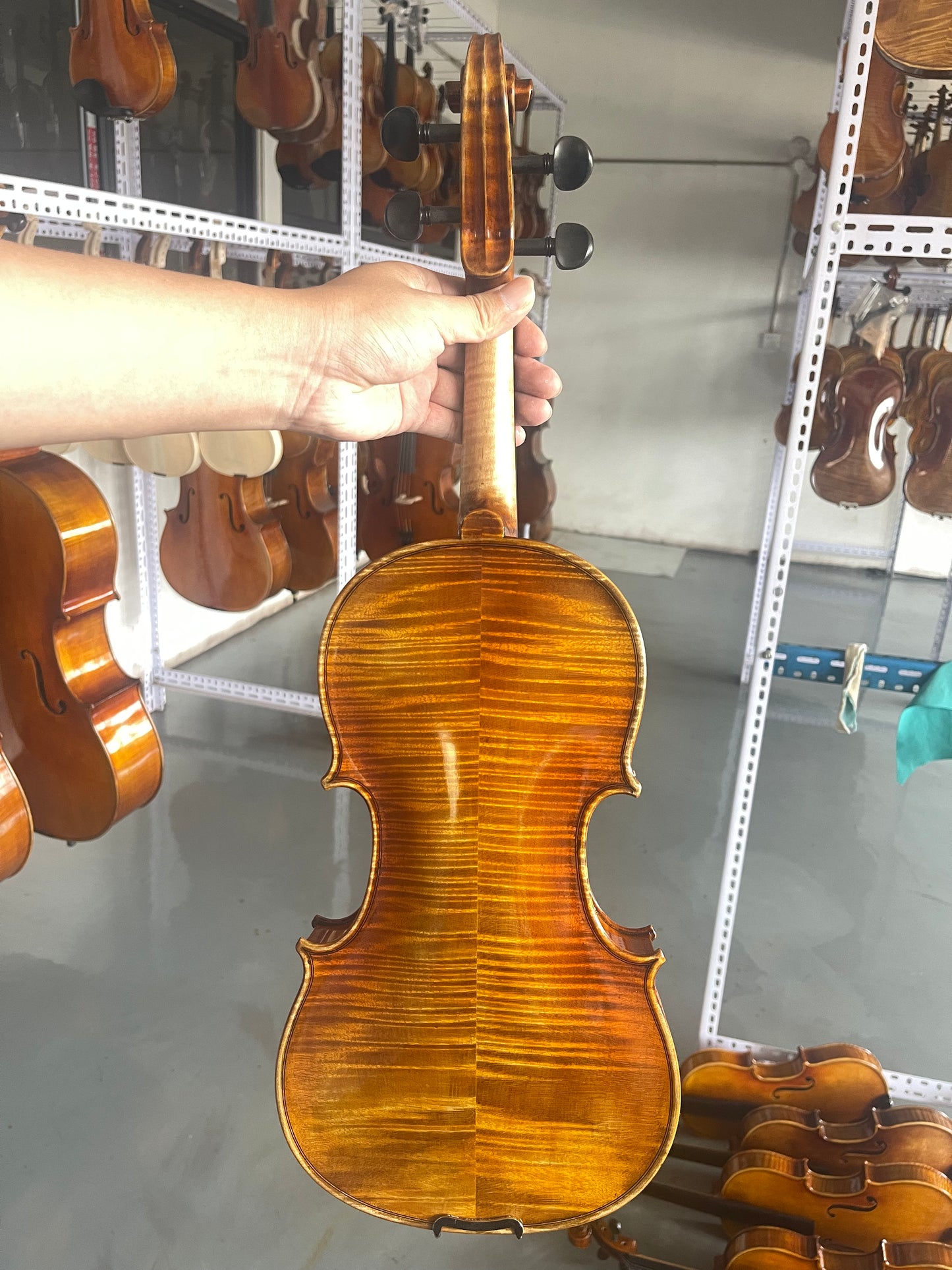 4/4 handmade violin aged European spruce flamed maple,sweet sound with case, strings,bridge, ready to play（复制）