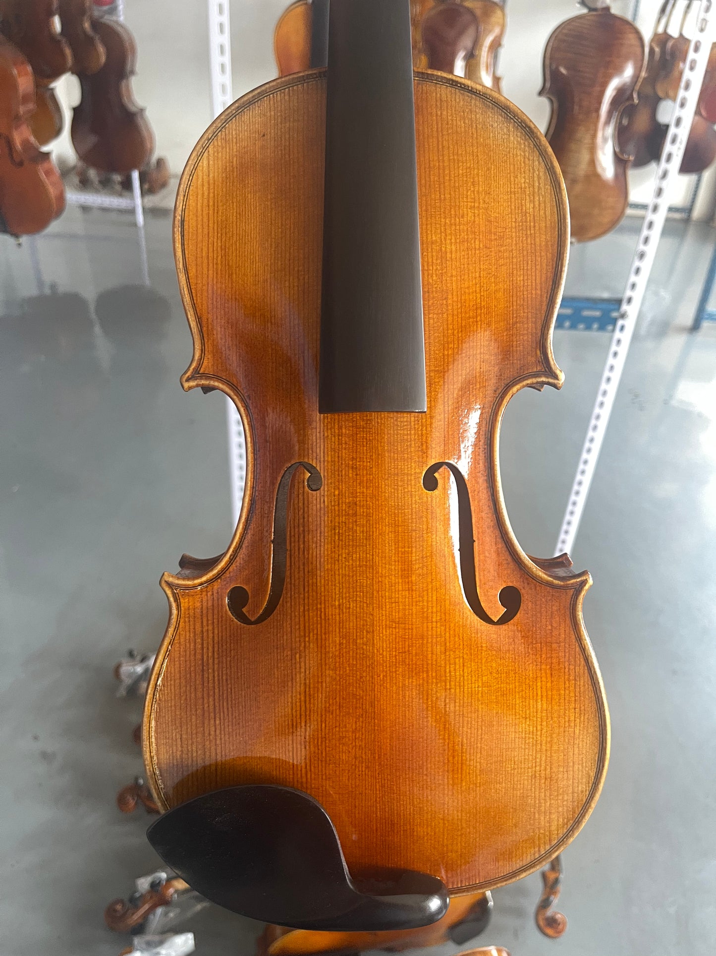 4/4 handmade violin solid spruce flamed maple,nice sound with case, strings,bridge, ready to play