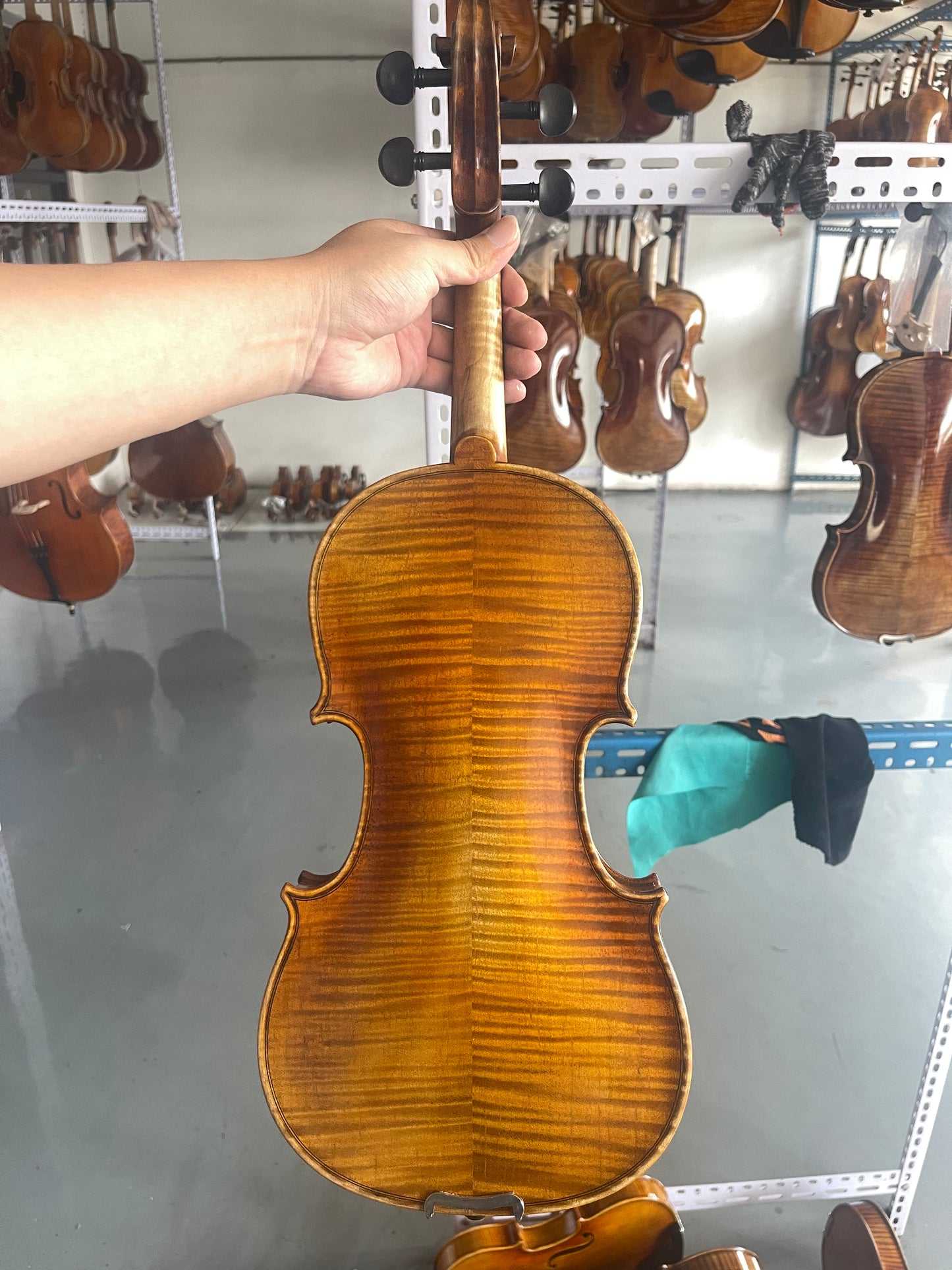 SurpassMusica full size handmade violin aged spruce and maple quality Bridge,strings,chinrest,ready to play 6-18-6