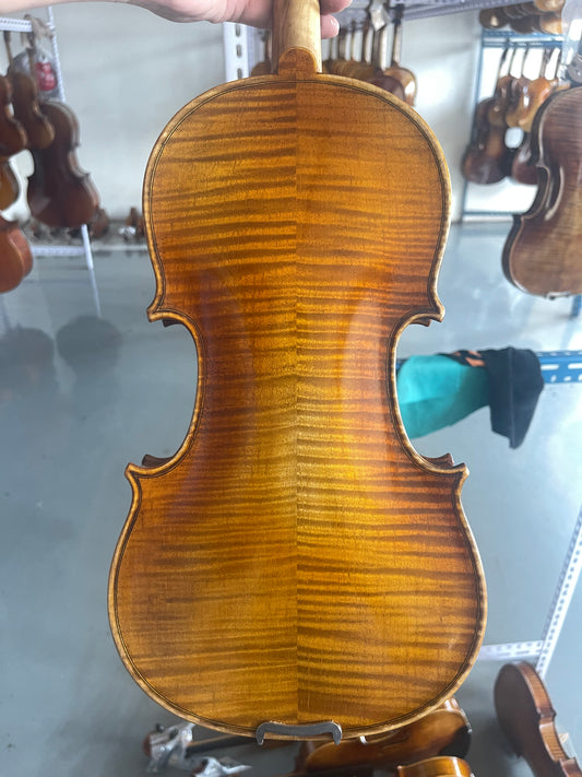SurpassMusica full size handmade violin aged spruce and maple quality Bridge,strings,chinrest,ready to play 6-18-6