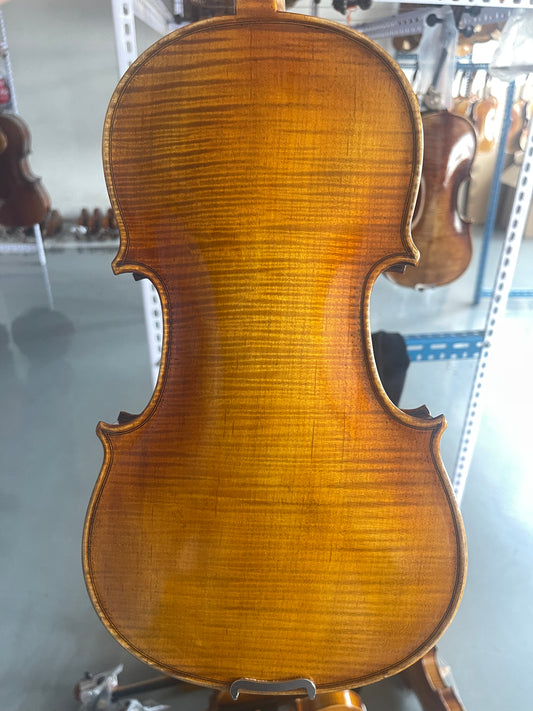 SurpassMusica 4/4 handmade violin aged spruce and maple sweet sound Stradivari model