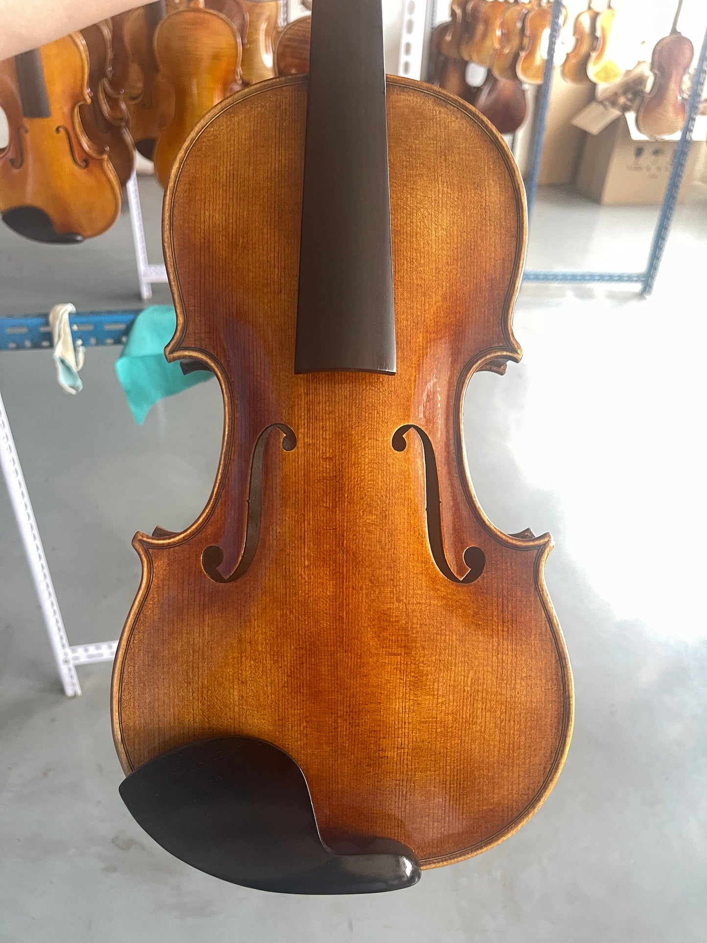 Fine 4/4 hanmade violin solid spruce and maple strings bridge sweet sound ready to play